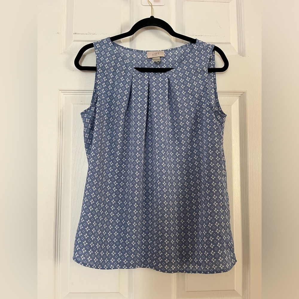 LOFT Light Blue Sleeveless Printed Pleat-Front Camisole